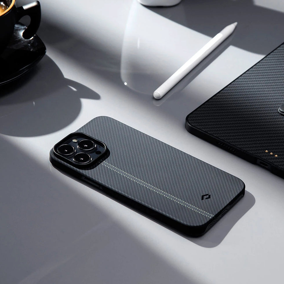 Fusion Weaving Air Case for iPhone 13 mini/13/13 Pro/13 Pro Max